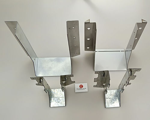 LUS colgantes de vigas de suelo negros resistentes a la corrosión con agujeros perforados previamente