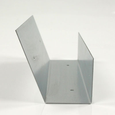 Conectores de madera resistentes a la corrosión con acabado liso